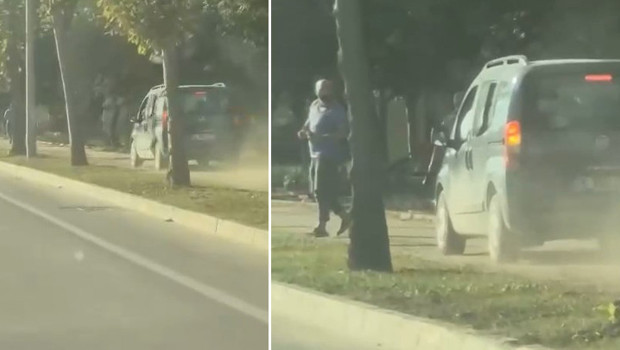 Bursa'da kaldırımı işgal eden sürücü yayalardan yol istedi