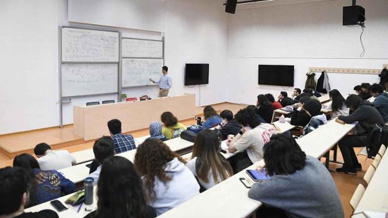 Bir ülkenin mutluluğu diplomayla değil iletişimle başlar!
