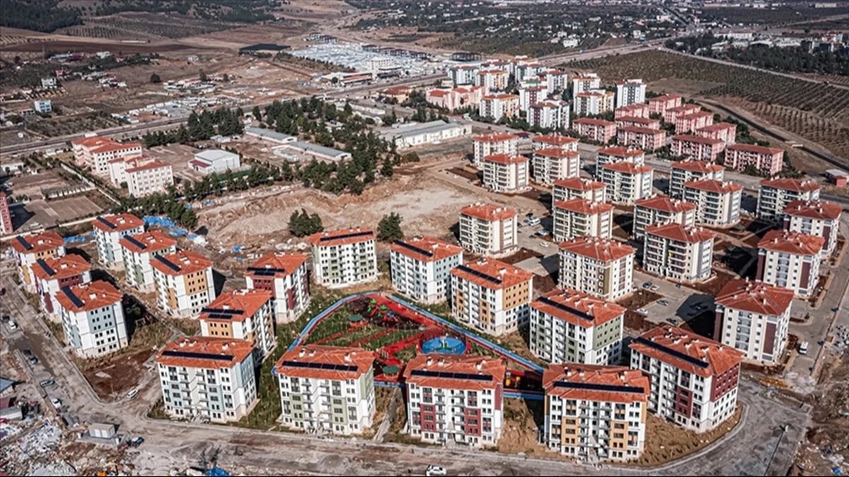 Deprem bölgesinde toparlanma süreci yetersiz kalıyor: Vatandaşlar yaşadıkları sorunları anlattı