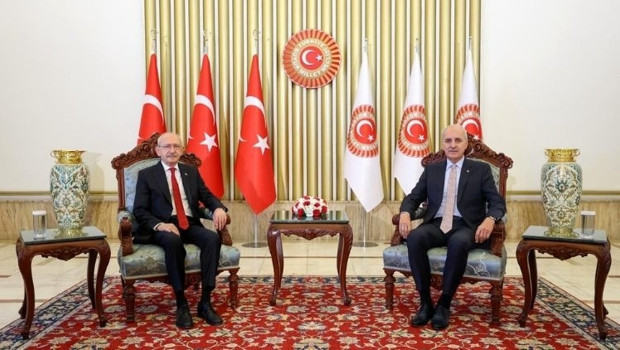 Kurtulmuş ile Kılıçdaroğlu TBMM'de bir araya geldi