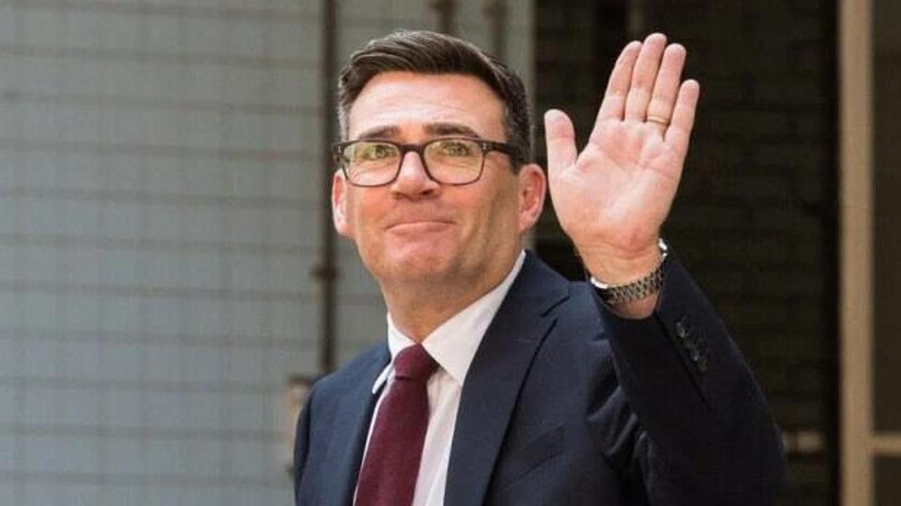 İngiliz Başbakan Burnham, sahte Beyaz Saray yetkilisi tuzağına düştü