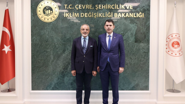 Bakan Kurum, DEM Parti Ağrı Milletvekili Sakık ile görüştü