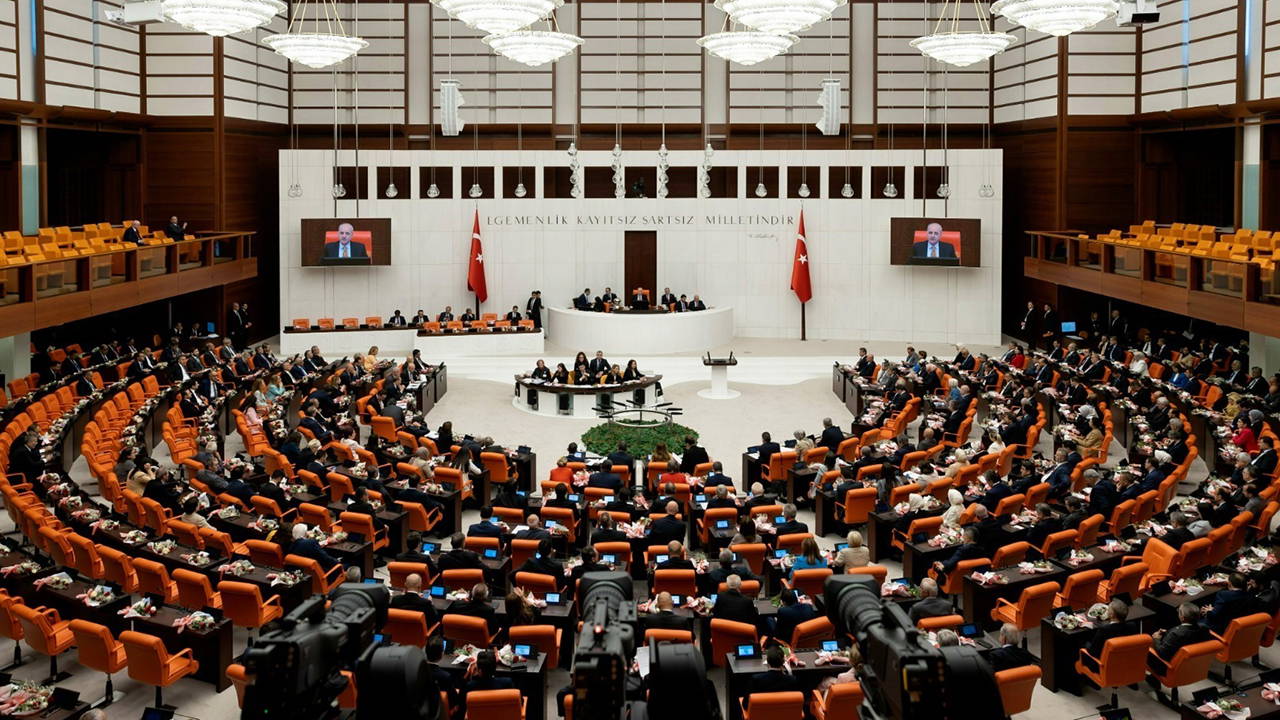 "Çerçeve Yasa" TBMM Gündeminde: Şehit Yakınları ve Gazilere Düzenleme Pazartesi Günü Masada