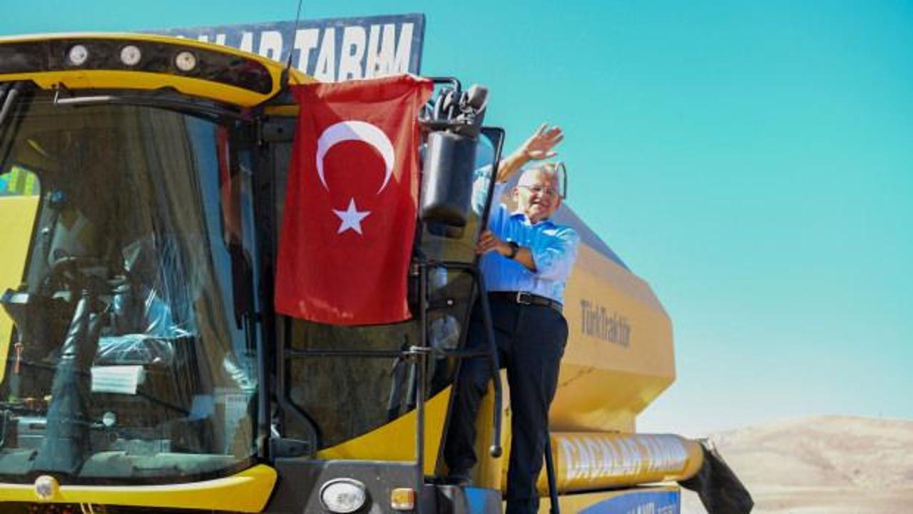 Kayseri Büyükşehir'in 360 tonluk tohum desteği hasatla taçlandı