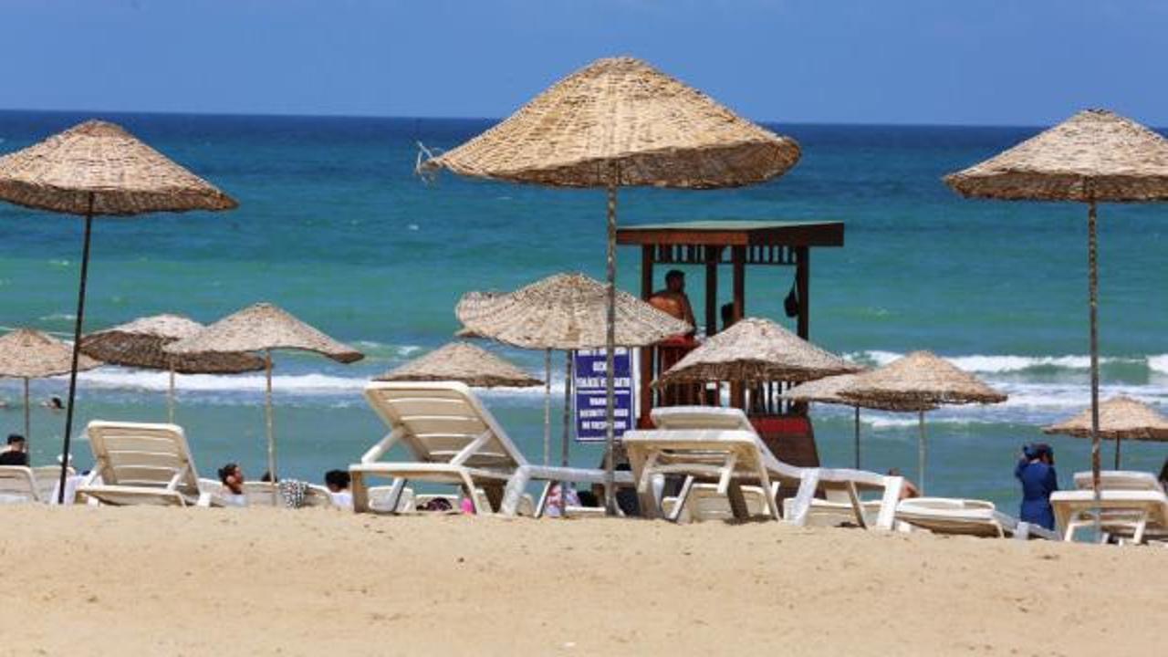 Plajlarda yeni dönem: Bakanlık kıyılardaki işgallere geçit vermeyecek