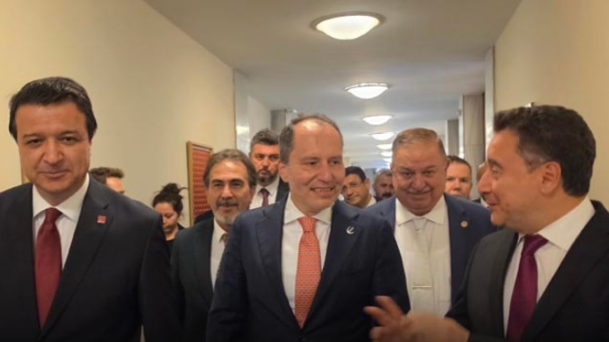 Üç lider bir arada: Yeni ittifak mı kuruluyor?