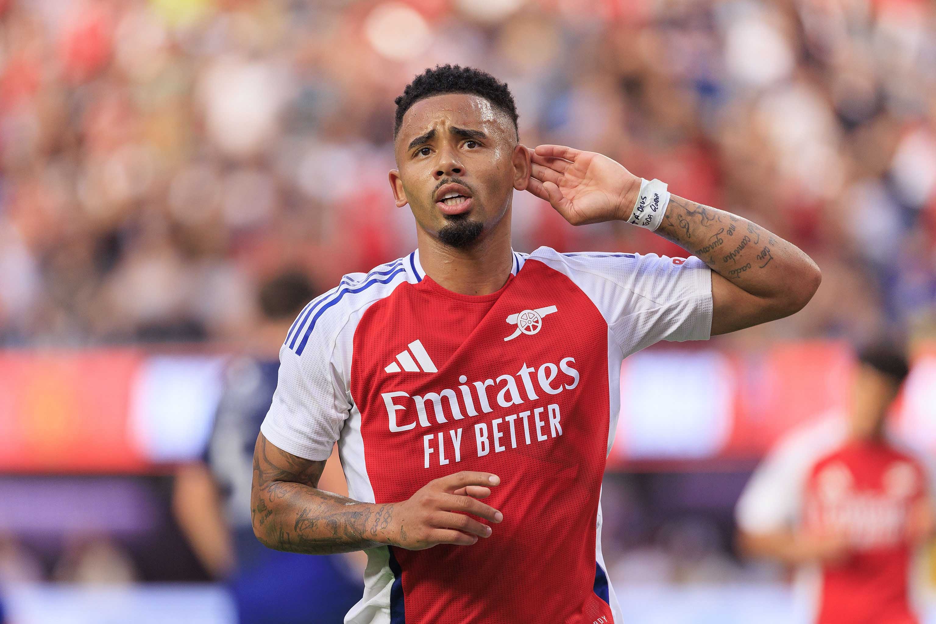 Gabriel Jesus, Fenerbahçe'den gelecek imza davetini bekliyor