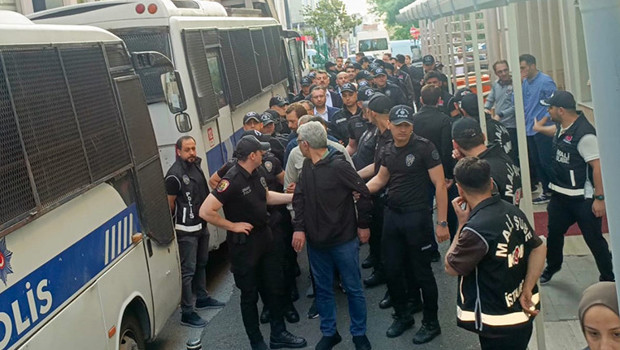 Büyükçekmece yolsuzluk davasında ikinci duruşma: Bir sanık için tahliye kararı verildi