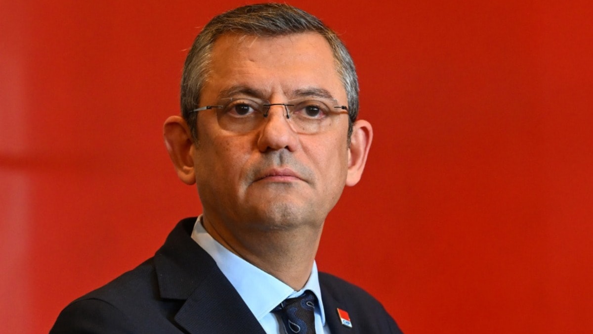 Özgür Özel'e ilk telefon eden isim merak konusu oldu