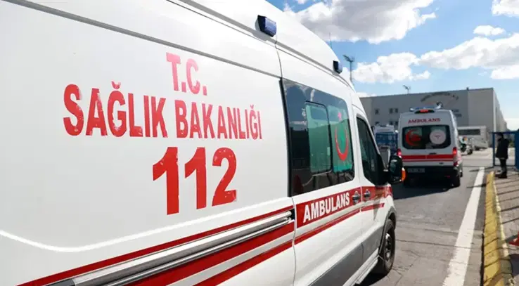 İnegöl'de 2. Kattan Düşen Bebek Ağır Yaralandı