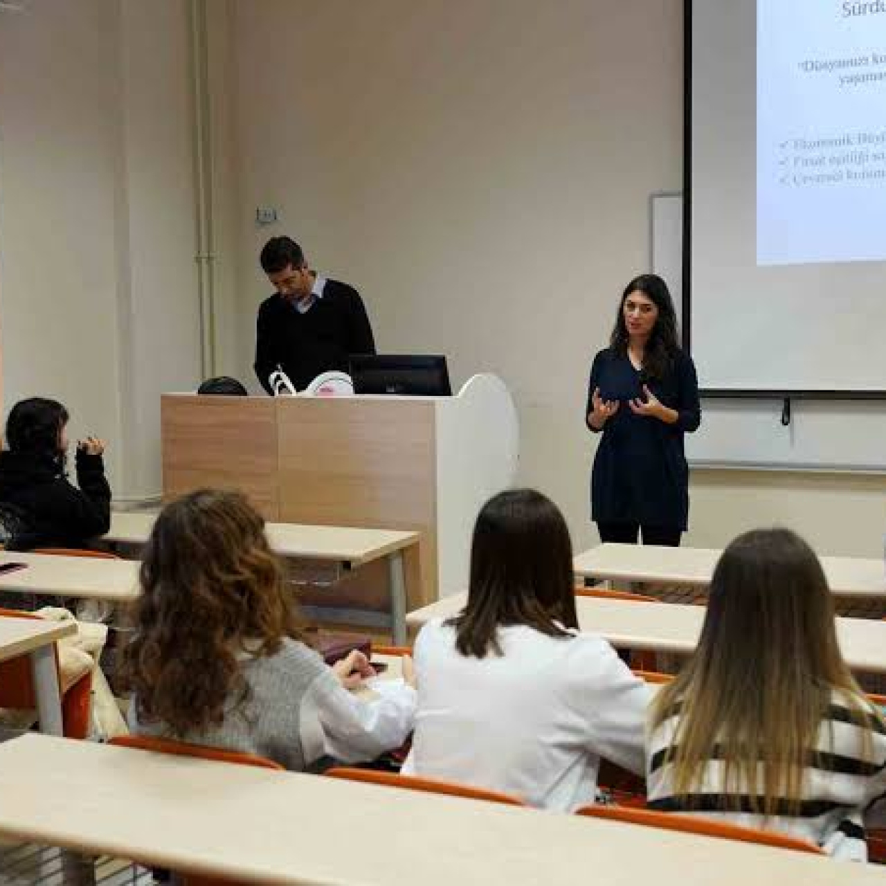 Yüz binlerce öğrenciyi ilgilendiren düzenleme Meclis'te: Üniversiteye dönüş yolu açılıyor