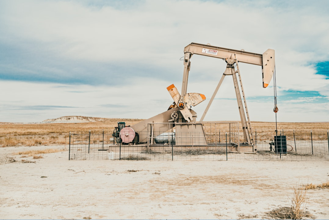 Ortadoğu’daki saldırılar petrol piyasasını etkiledi: Brent petrolün varil fiyatı 110