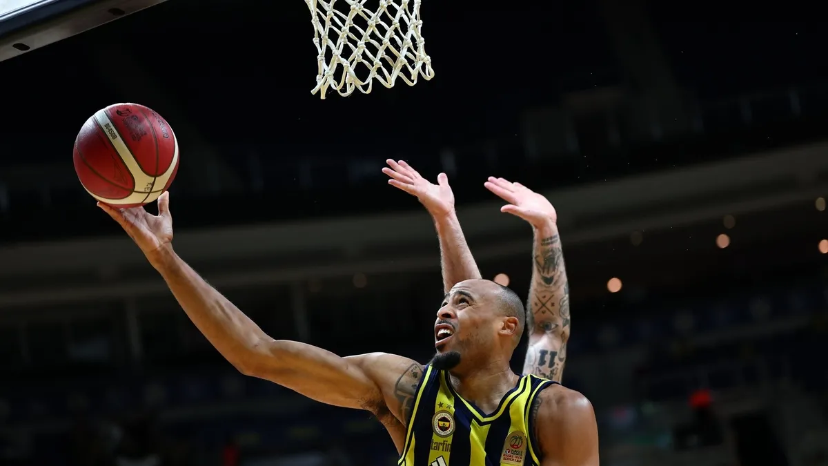 Olympiakos - Fenerbahçe maçı ne zaman, saat kaçta, hangi kanalda?