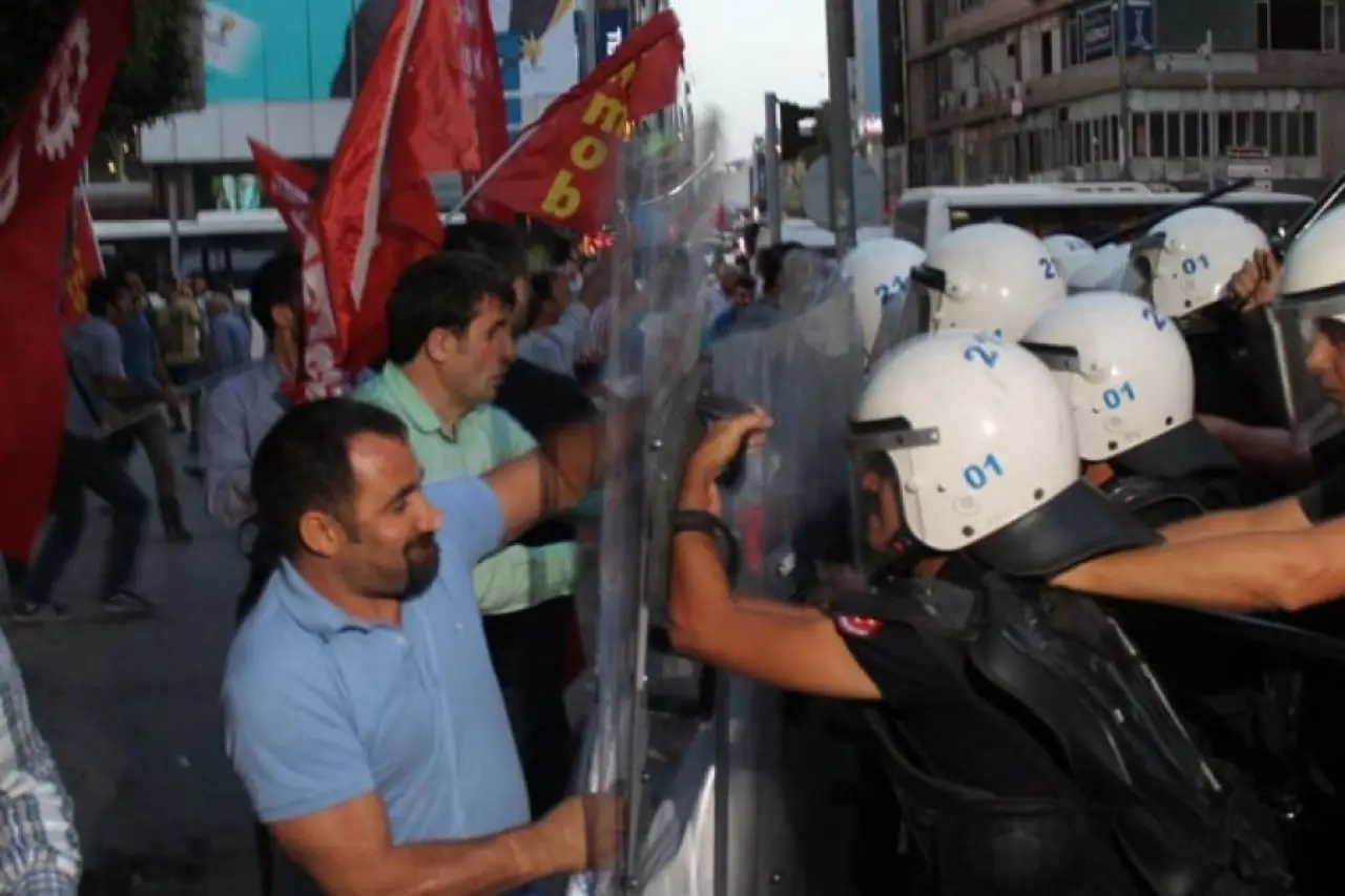 Barış çağrısı yapmak suç sayıldı: Adana'da 10 Ekim'e çağrı yapanlara verilen hapis