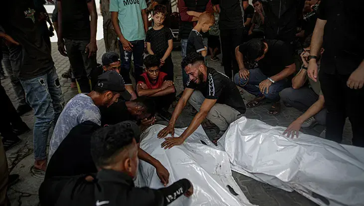Hedefte öğrenciler vardı: İsrail, Gazze'deki bir üniversiteye saldırdı, 3 kişi öldü