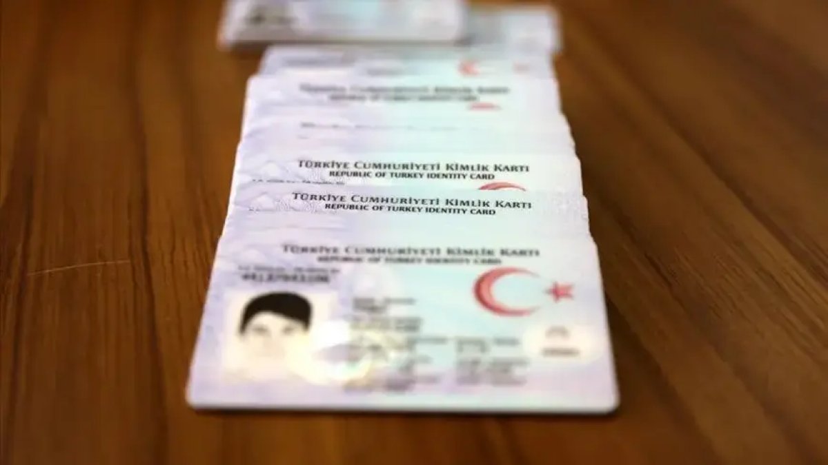 Yeni kimlik kartı başvurusu nereden, nasıl yapılır?
