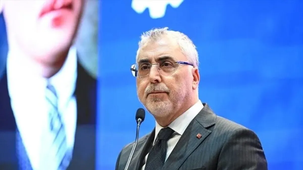 Bakan Işıkhan: Ulusal Staj Programı başvuruları başladı