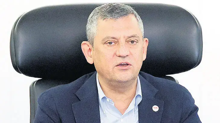 Özel’den ‘kurultay’ zirvesi