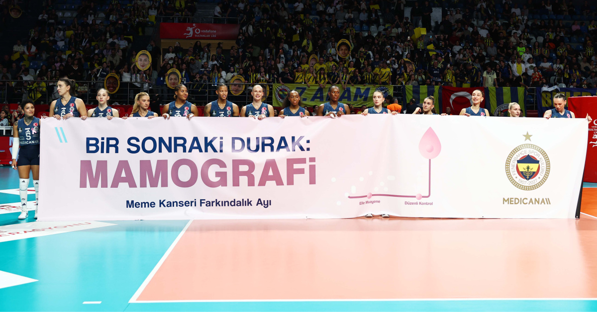 Fenerbahçeli voleybolculardan meme kanserinde erken tanı çağrısı