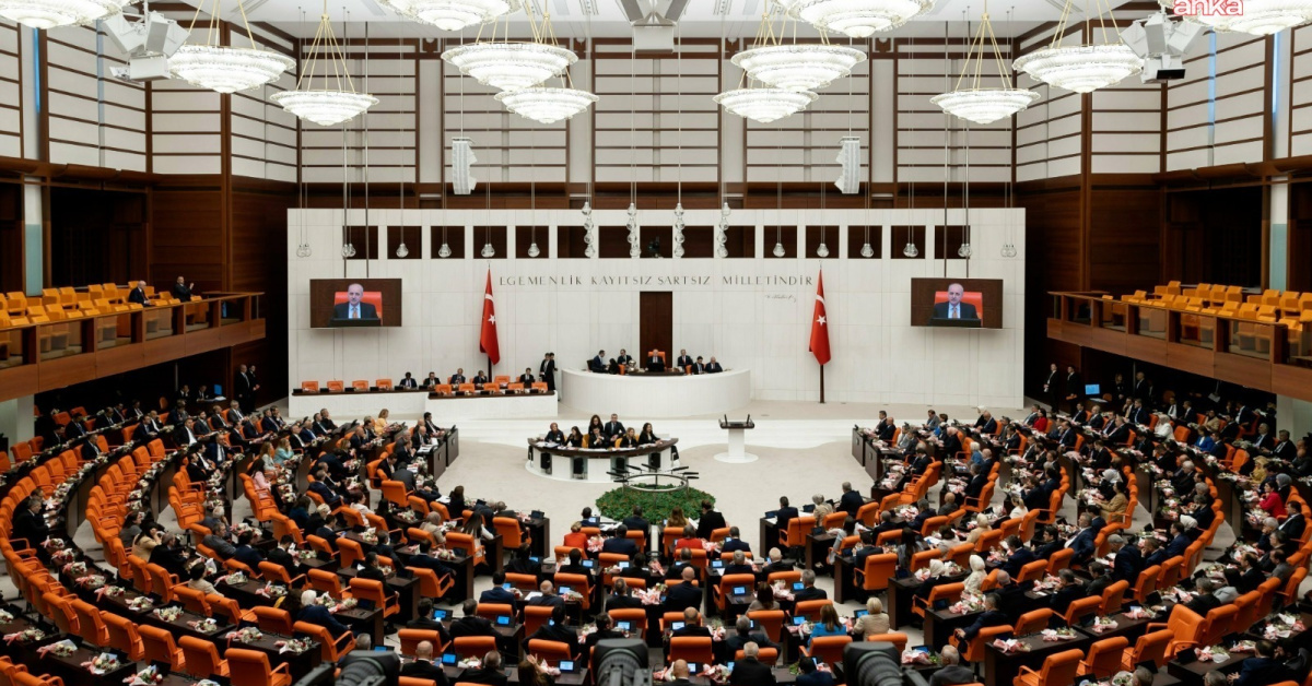 "65 yaş üstü emeklilere daha fazla zam yapılabilir"