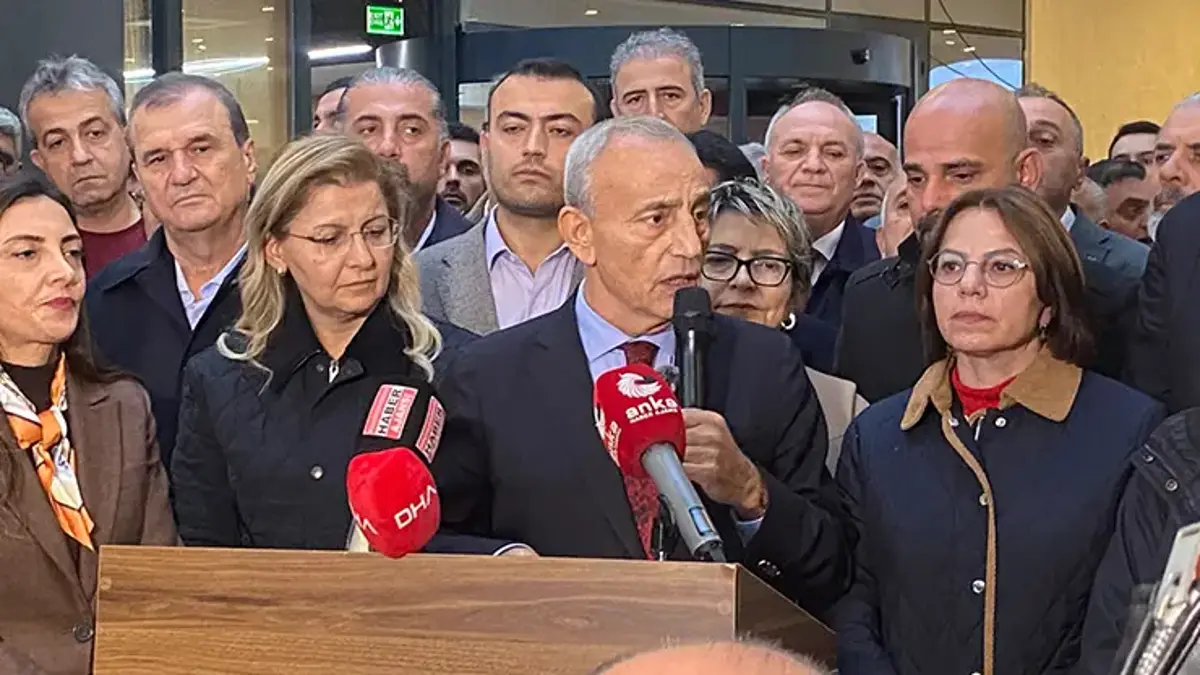 İstanbul'da CHP'li 3 ilçe belediyesi Yeni Parti’ye geçti