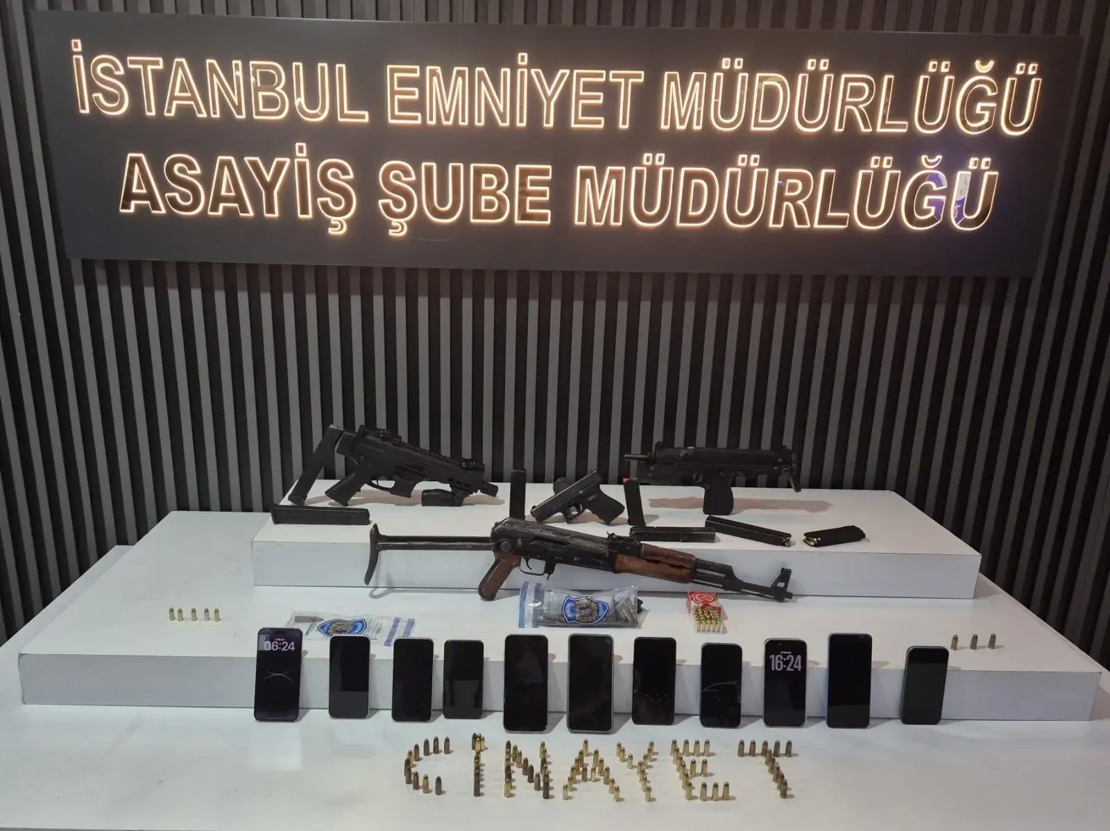 Pendik'te kurye yanlışlıkla hedef oldu!