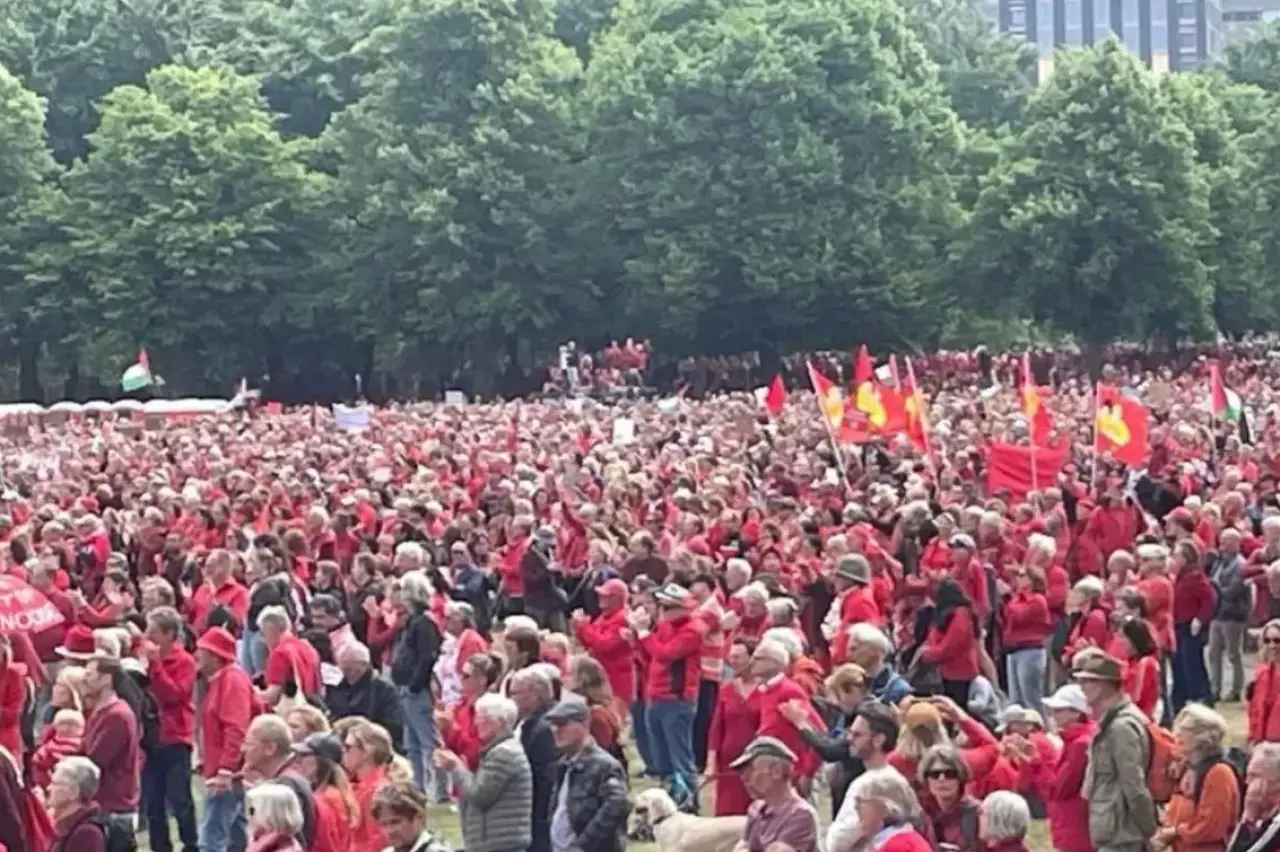Hollanda'da Dördüncü Kırmızı Çizgi Protestosu: “Soykırıma para yok! ”