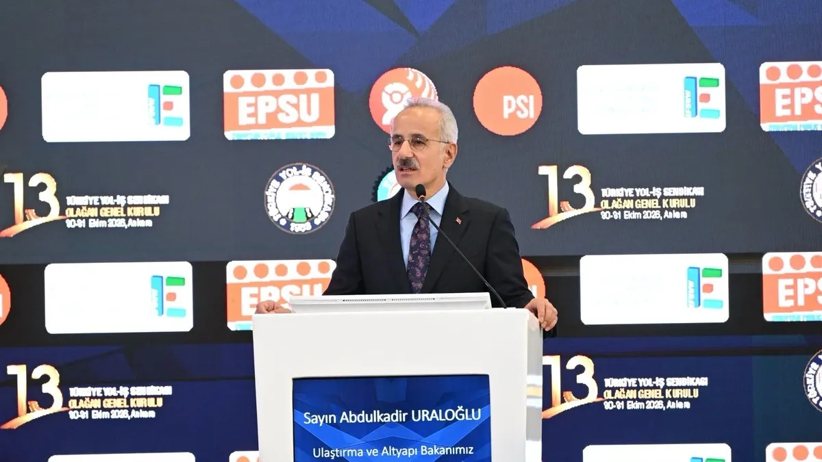 Bakan Uraloğlu açıkladı: Türkiye'nin otoyol ağı büyüyor!
