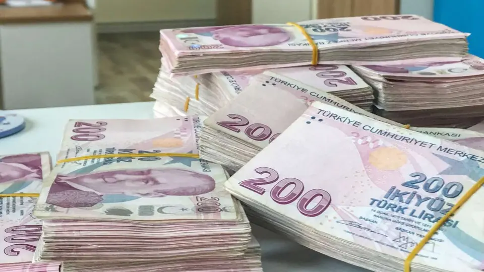 Hazine 912, 4 milyar liralık iç borçlanmaya gidecek