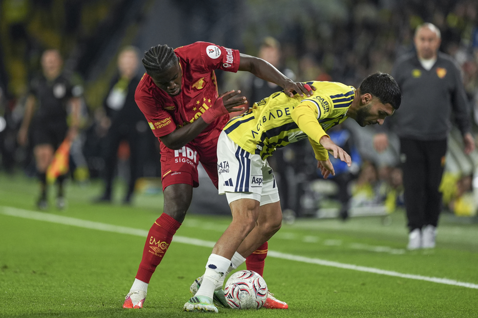 Fenerbahçe, Göztepe karşısında 2 dakikada kabusu yaşadı